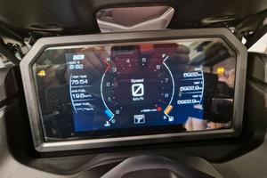   Tmax 560  come nuova 