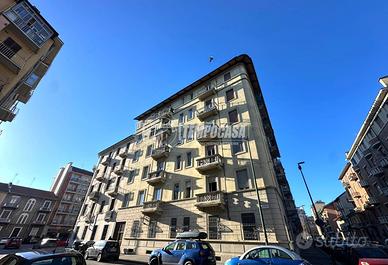 Appartamento a Torino Via Genola 3 locali