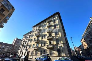 Appartamento a Torino Via Genola 3 locali