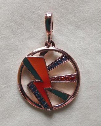 charms Medallion light me Pandora me