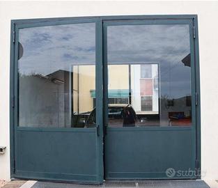 PORTONE A DUE ANTE IN ALLUMINIO