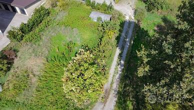 Terreno di 617 m² a Olgiate Molgora