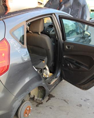 Motore Ford Fiesta STJC ,cc 1242 , 44,00 kw ,BENZI