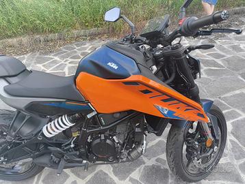 Ktm duke 125