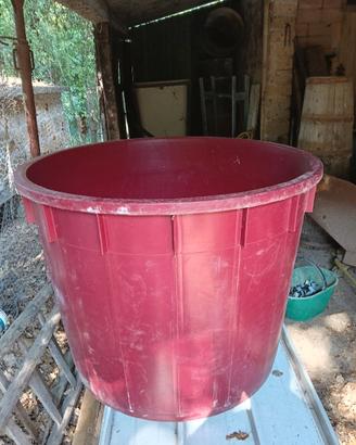 Tino in plastica per vino