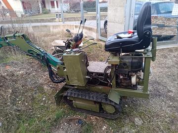 PICCOLO ESCAVATORE DISEL