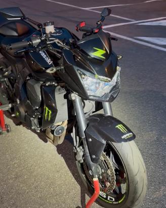 Kawasaki Z750 2010
