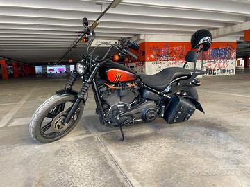 Harley Davidson Softail Street bob FXBBS