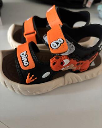 Scarpe sandalini bambino nuove