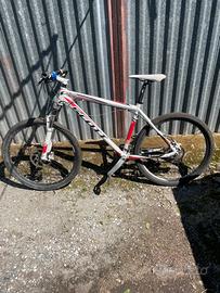 bici scoot permuto anche