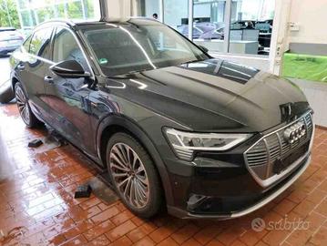 E Tron 55 408CV QUATTRO 360° HUD MATRIX 21"
