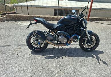 Ducati Monster 821