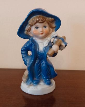 STATUETTA IN CERAMICA VINTAGE.