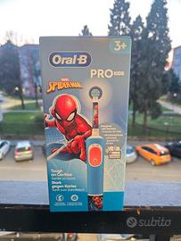 Oral-B Pro Kids 3+ Spazzolino Elettrico - Edizione