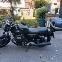 Moto Guzzi V7 - 2019