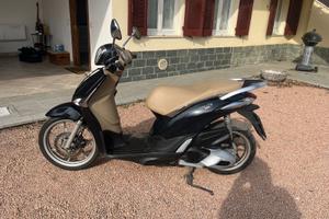 Scooter Piaggio. Liberty 125