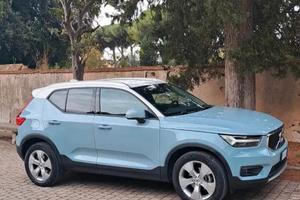 VOLVO XC40 T3 Benzina - Pari nuovo.