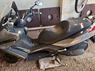 Kymco downtown 350