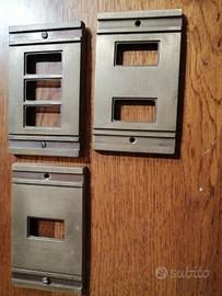 Placche in ottone vintage 