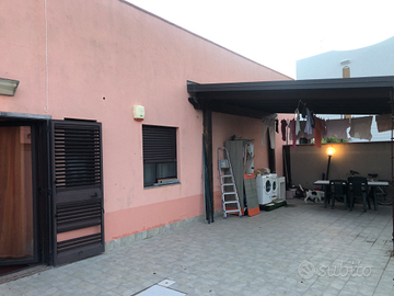 Villetta angolare Rometta Marea