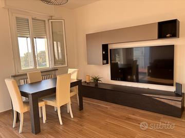 Parete Attrezzata 300x53x180