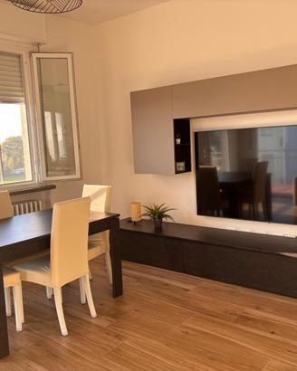 Parete Attrezzata 300x53x180