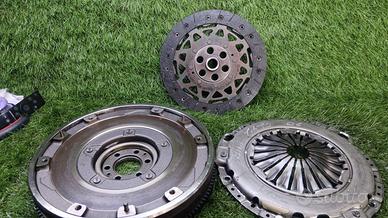 KIT FRIZIONE E VOLANO MINI Cooper 2Â° Serie 832228