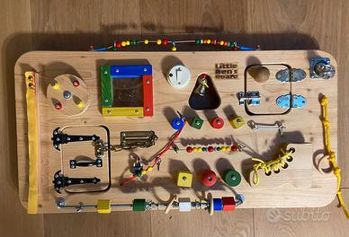 Tavola montessoriana sensoriale per bambini