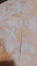 Scampolo stoffa Damasco.