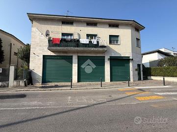 LABORATORIO A AZZANO SAN PAOLO