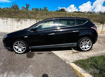 Lancia delta 1.9 twinturbo 190cv