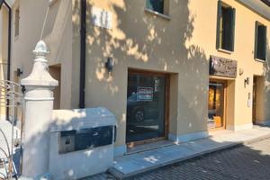 Spazio per esposizione - pubblicità - show