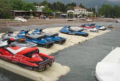 Pedane nuove usate pr moto d'acqua