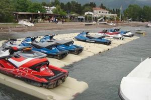 Pedane nuove usate pr moto d'acqua