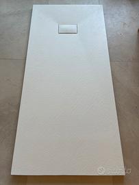 Piatto doccia effetto pietra bianco