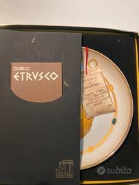 piatti oreficeria su porcellana arte Morbelli