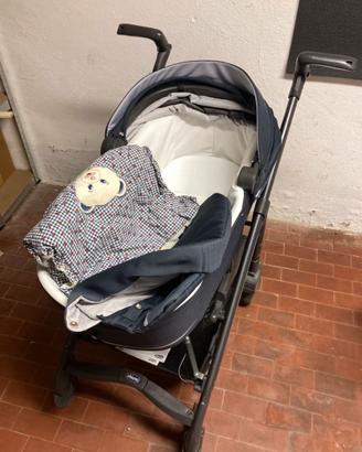Trio Chicco. Ovetto carrozzina passeggino