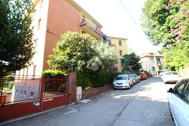 2 LOCALI A BOLOGNA