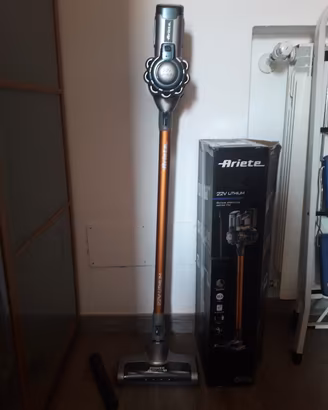 aspirapolvere senza sacco Ariete
