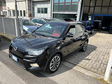 Ssangyong Tivoli FULL OPTIONAL 1.6d CV115 2WD Go