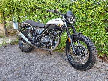BRIXTON FELSBERG 125cc ABS BLACK/WHITE