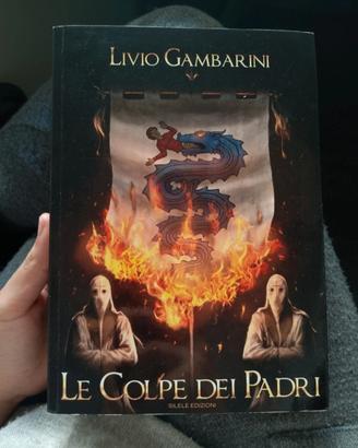 Le colpe dei padri, Firmato