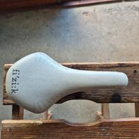 Sella Fi'zi: k Antares carbon