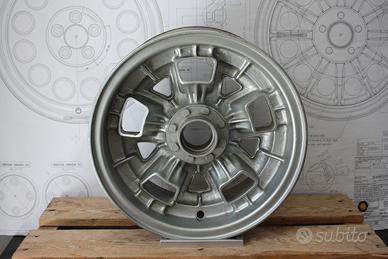 LAMBORGHINI MIURA CERCHIO CAMPAGNOLO ANTERIORE 7X1