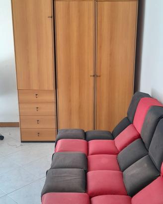 armadio legno chiaro 