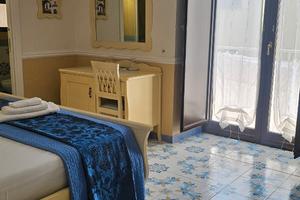 Camere singole e bagno privato Via Bendetto Croce