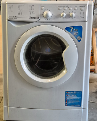 Ricambi lavatrice Indesit (IWC71051)
