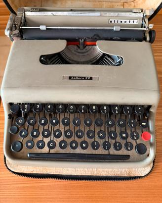 Olivetti lettera 22