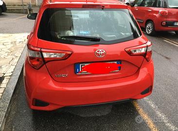 Toyota Yaris 1.0 5 porte active