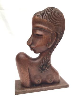Statua in legno
